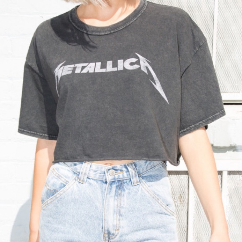 Brandy Melville Over Sized Metallica Crop Top